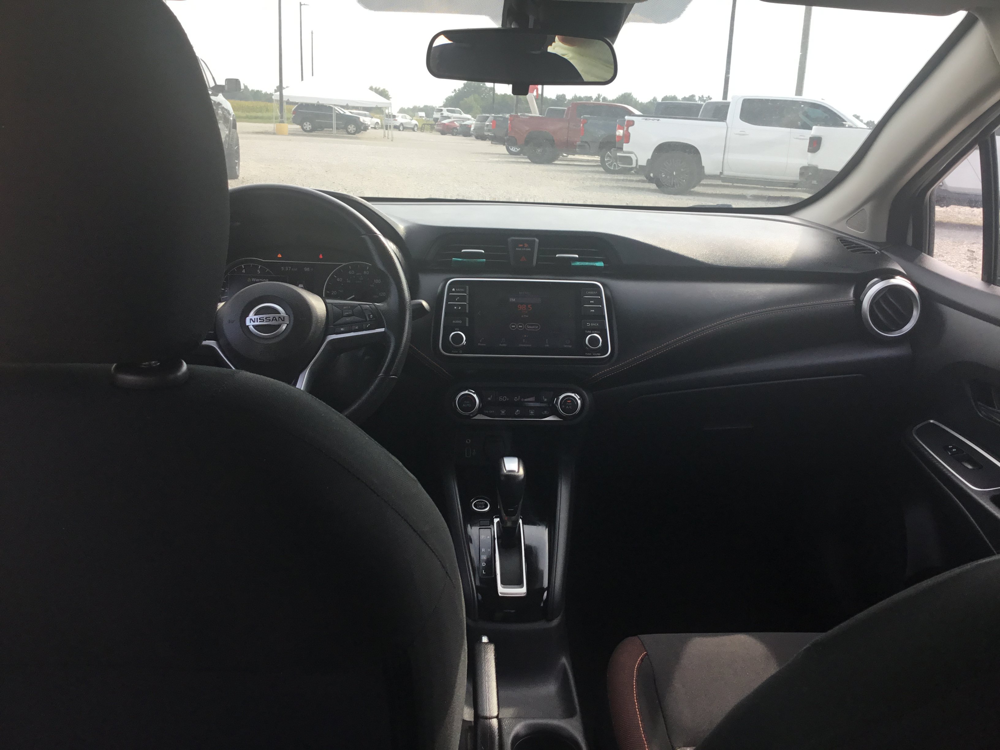 Used 2022 Nissan Versa SR w/ Convenience Package FWD image 12