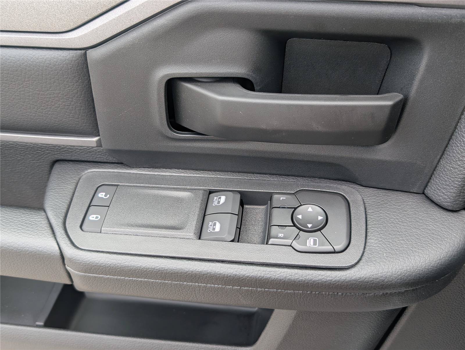 New 2026 RAM 3500 Tradesman AWD/4WD image 12