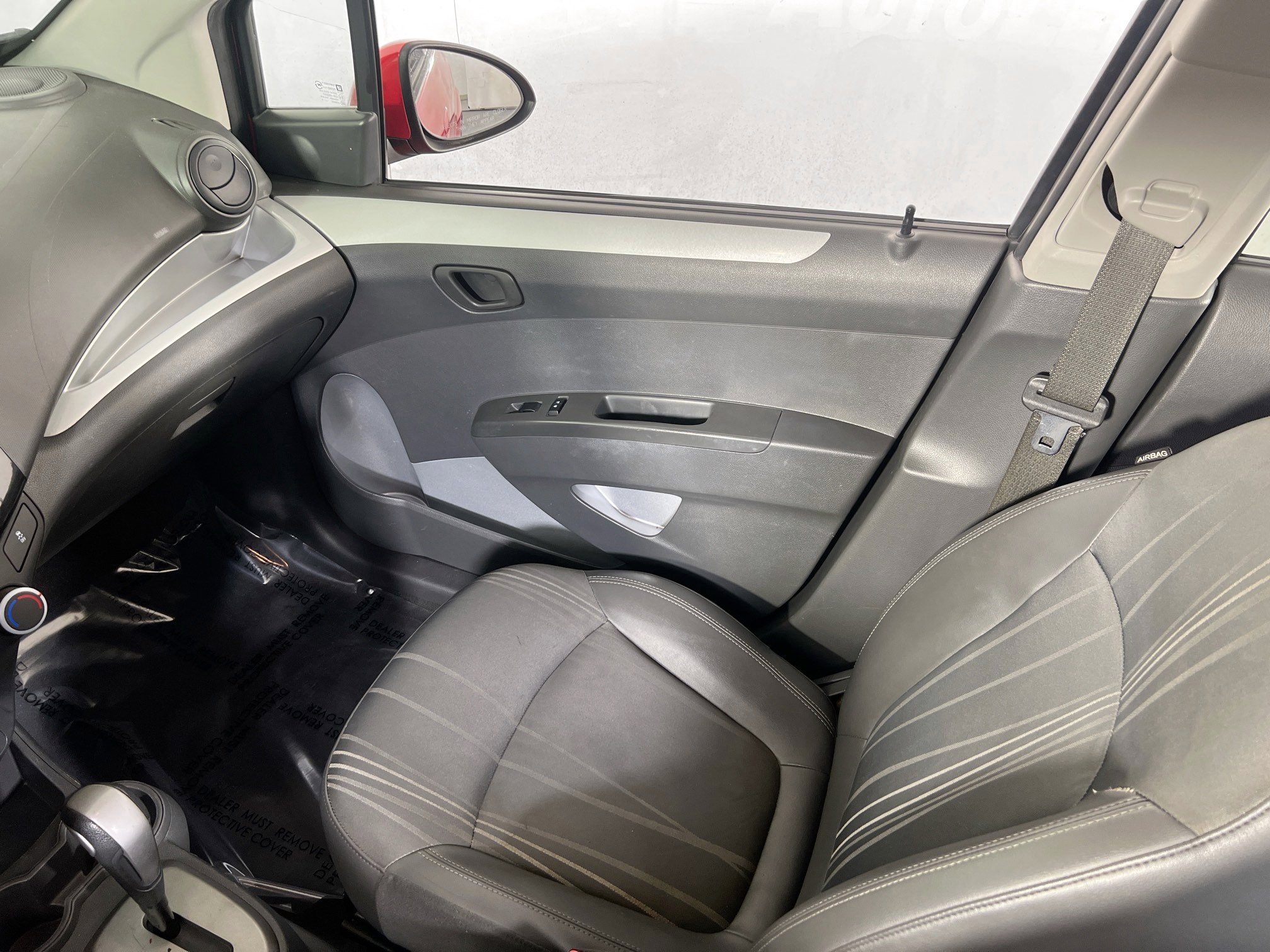 Used 2015 Chevrolet Spark LT image 20