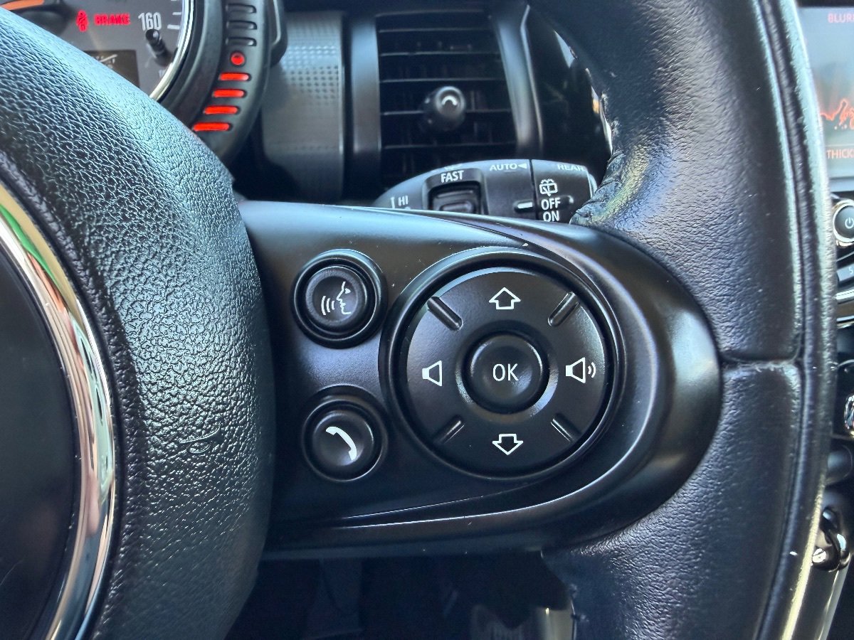 Used 2017 MINI Cooper 2-Door Hardtop image 15