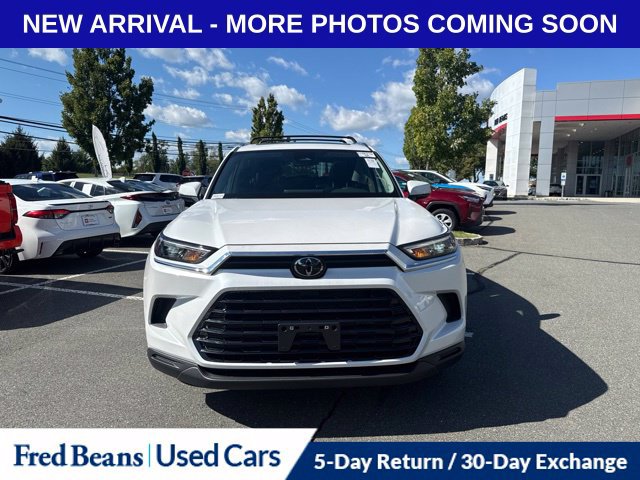 Certified 2025 Toyota Grand Highlander AWD image 9