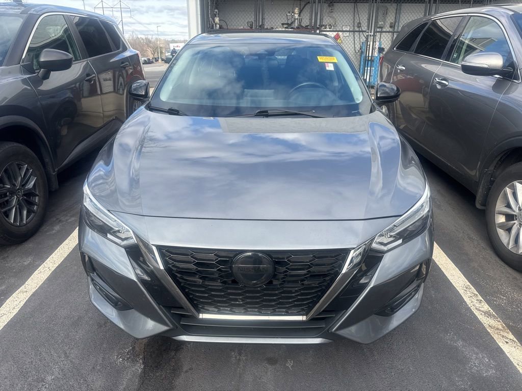 Certified 2022 Nissan Sentra SR image 2