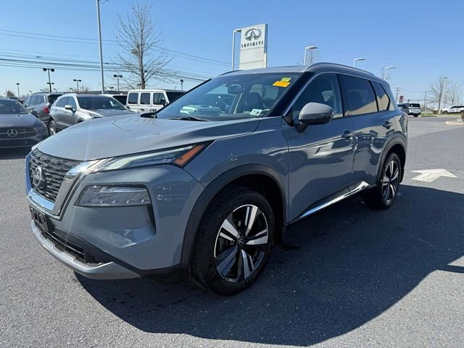 Used 2023 Nissan Rogue SL AWD/4WD image 5