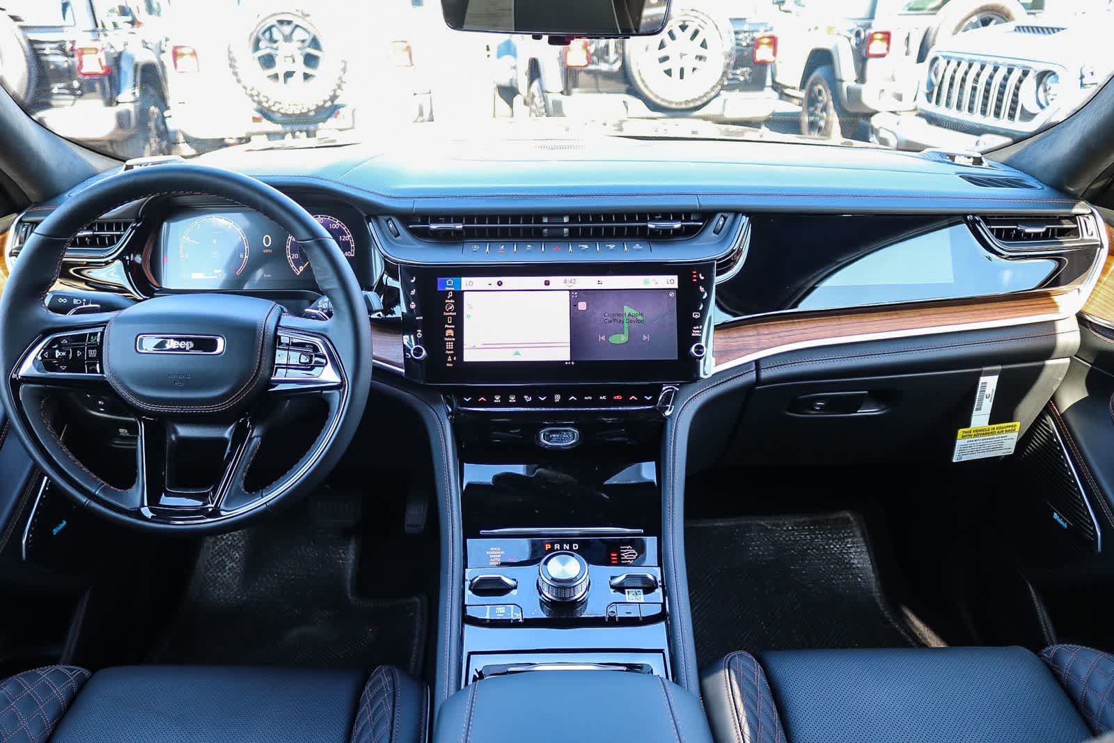 New 2026 Jeep Grand Cherokee Summit AWD/4WD image 14