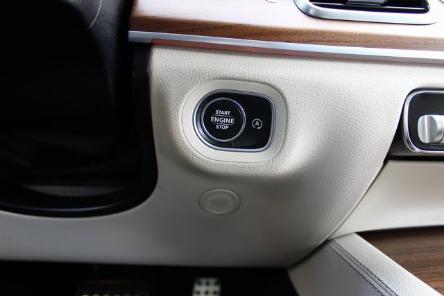 Used 2022 Mercedes-Benz GLS 580 4MATIC image 22