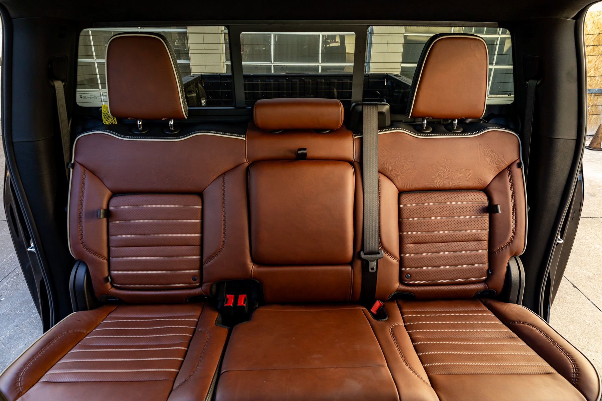 Used 2025 GMC Sierra 2500 Denali Ultimate image 35