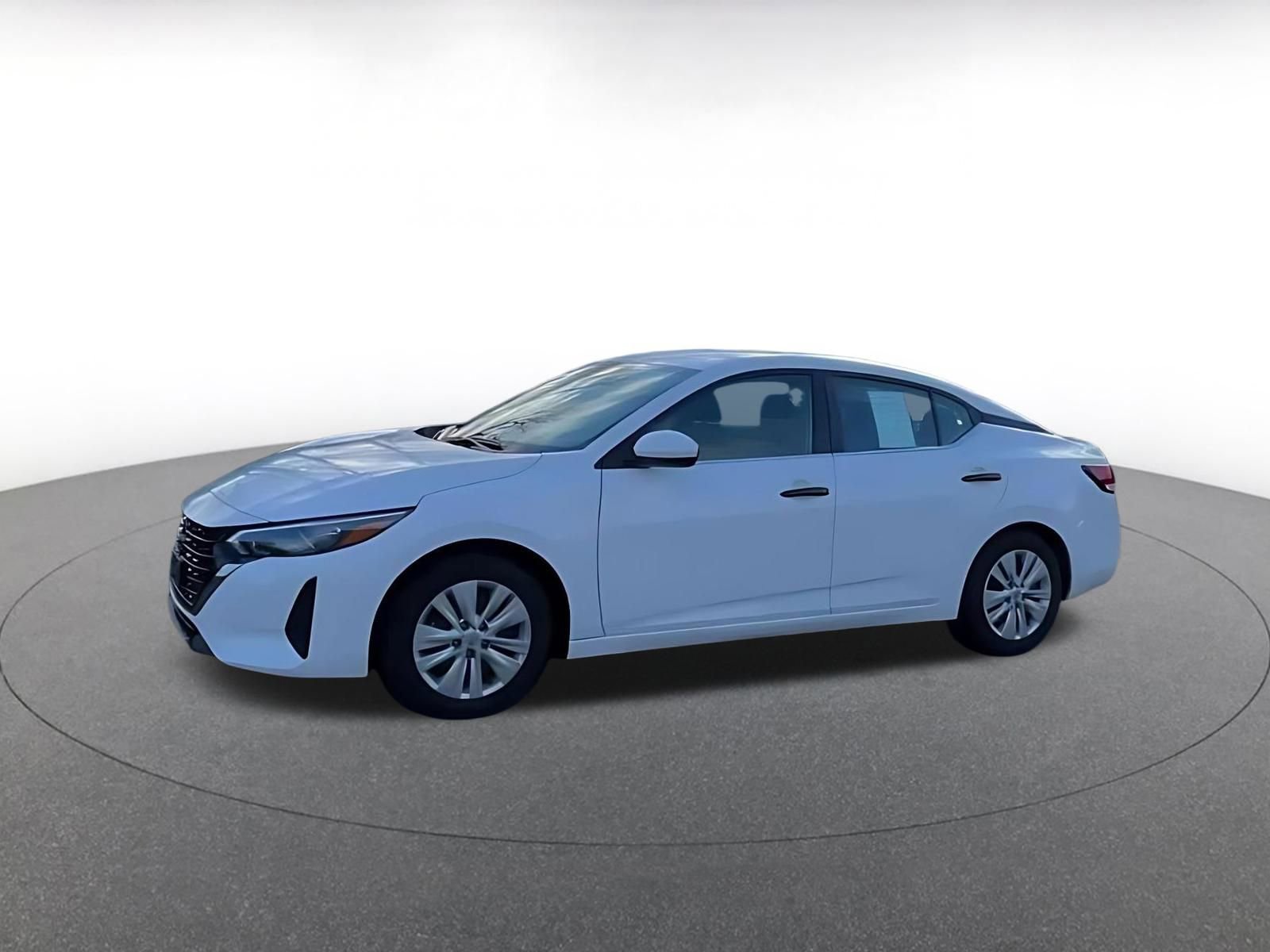 Used 2025 Nissan Sentra S FWD image 8