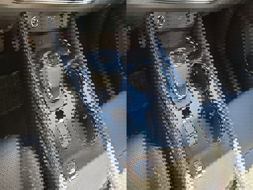 Used 2023 Nissan Rogue Platinum w/ Platinum Premium Package image 22