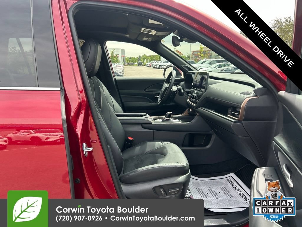 Used 2025 Toyota Grand Highlander AWD Hybrid image 12