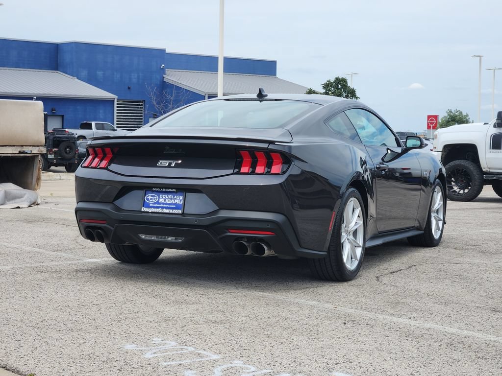 Used 2024 Ford Mustang GT Premium RWD image 4
