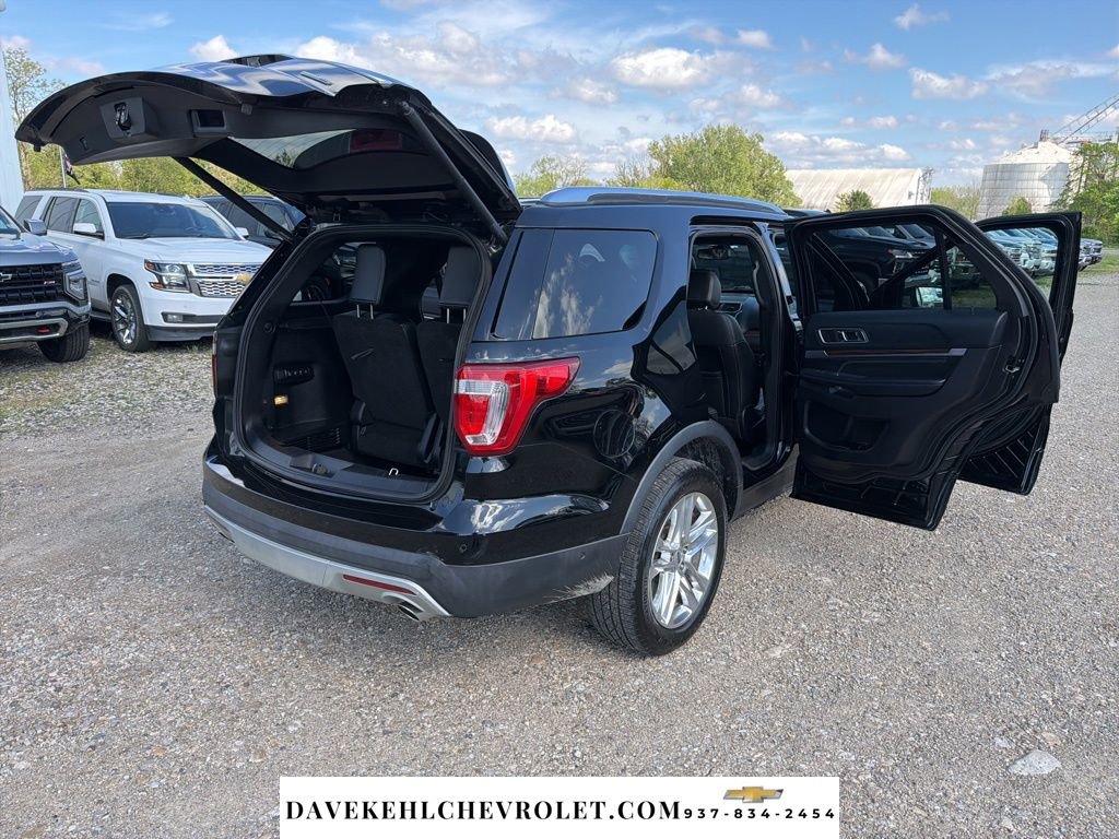 Used 2016 Ford Explorer Limited w/ Equipment Group 301A AWD/4WD image 27