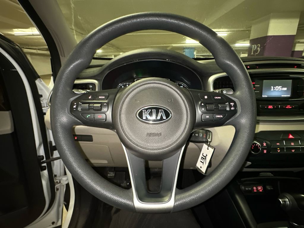 Used 2017 Kia Sorento LX image 30