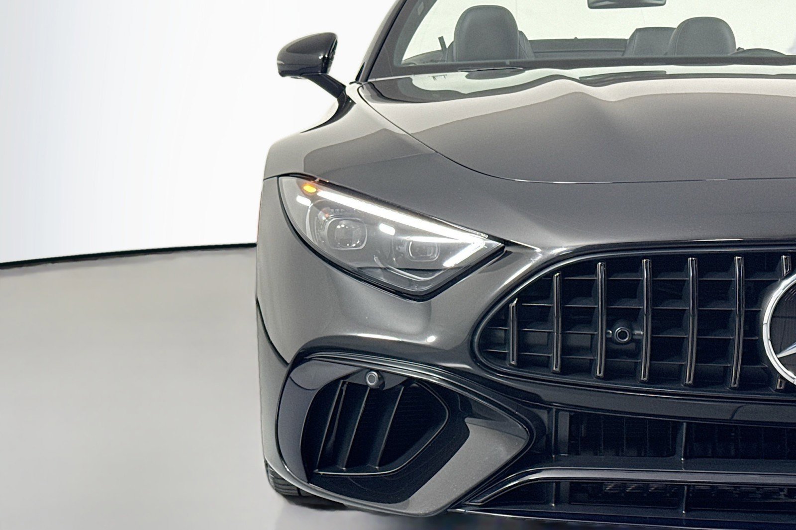 Certified 2022 Mercedes-Benz SL 63 AMG 4MATIC image 15