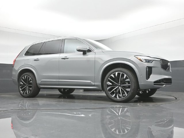 New 2026 Volvo XC90 B6 Plus w/ Protection Package Premier AWD/4WD image 39