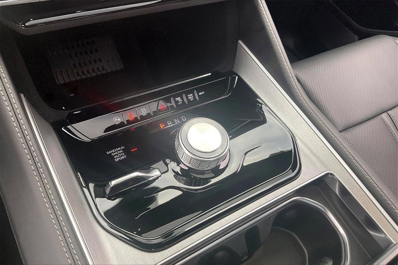 New 2026 Jeep Grand Wagoneer L Limited image 33