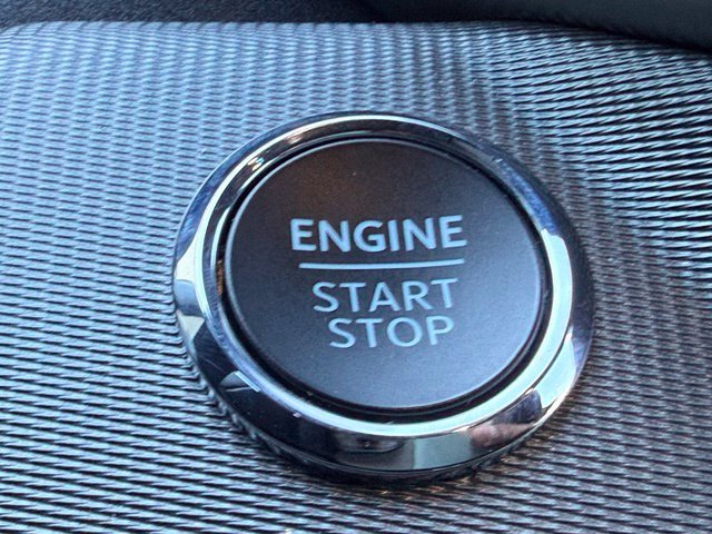 Used 2025 Ford Explorer ST AWD/4WD image 21