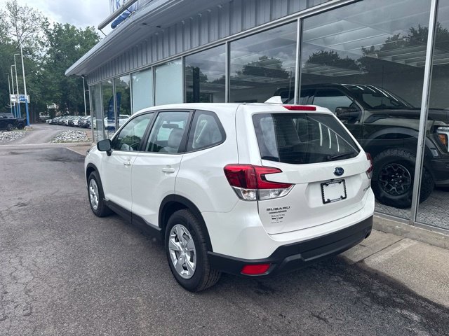 Used 2023 Subaru Forester AWD/4WD image 4