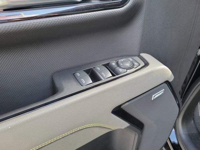 Used 2025 Chevrolet Silverado 1500 ZR2 w/ Technology Package image 15