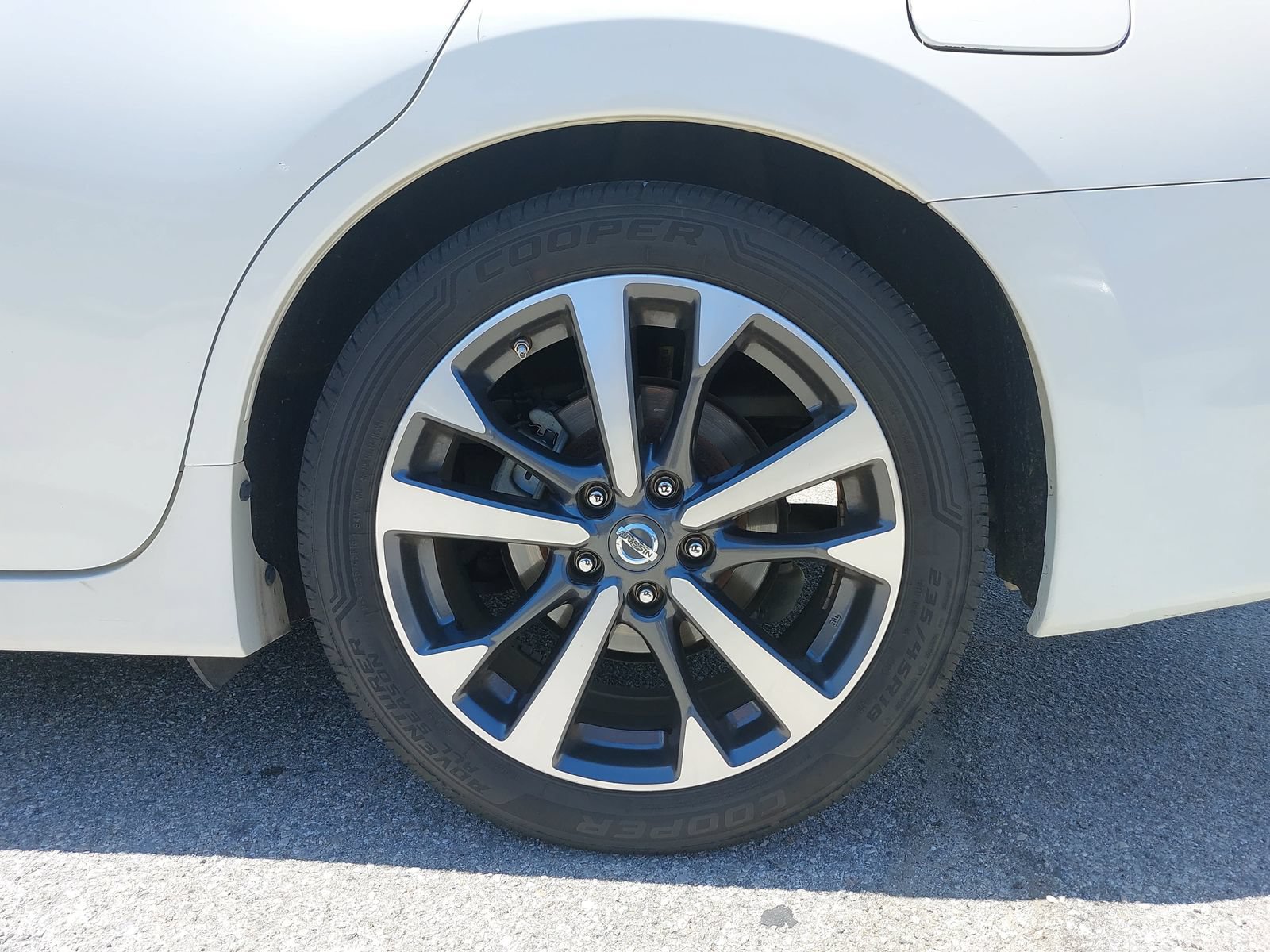 Used 2016 Nissan Altima 2.5 SR FWD image 7