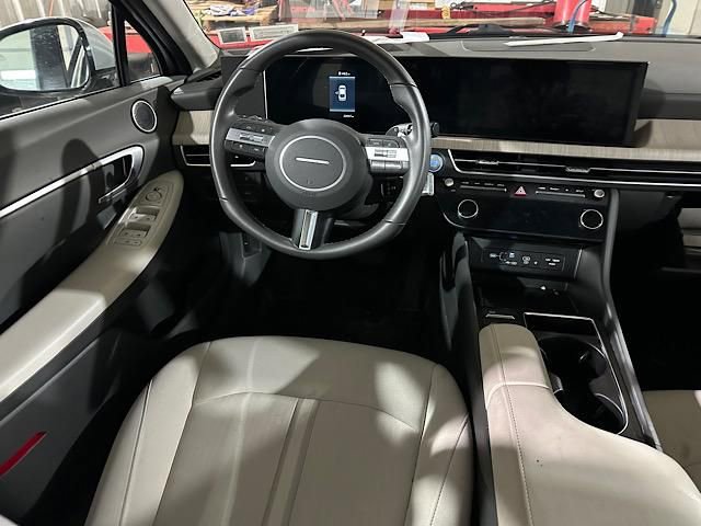 Used 2025 Hyundai Sonata SEL image 15