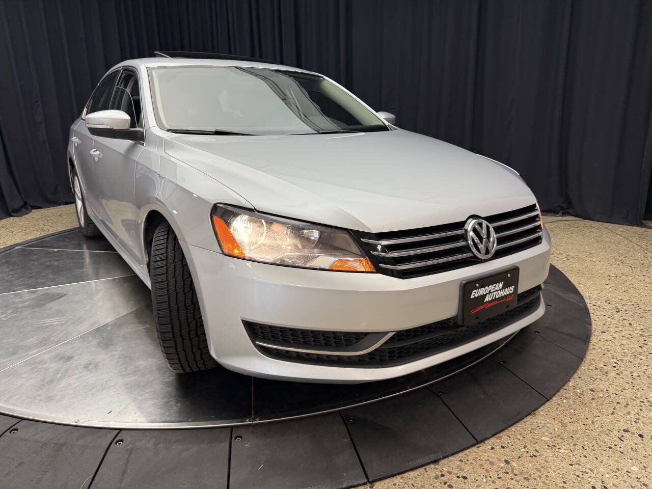 Used 2013 Volkswagen Passat 2.5 SE FWD image 14