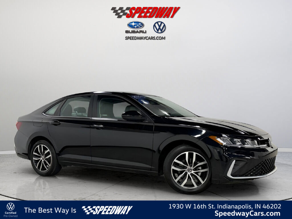 Certified 2025 Volkswagen Jetta SE