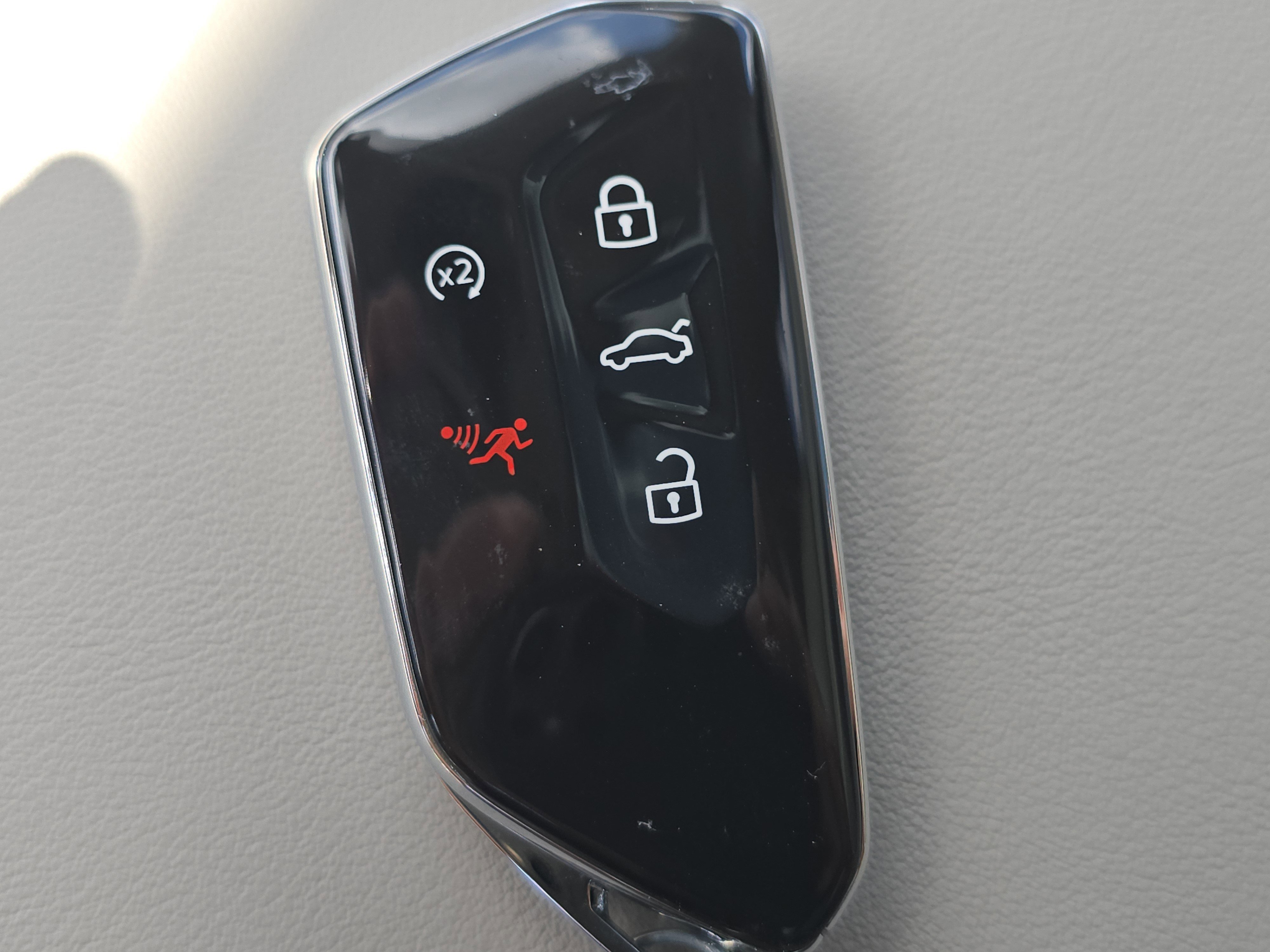 New 2026 Volkswagen Atlas SE image 27