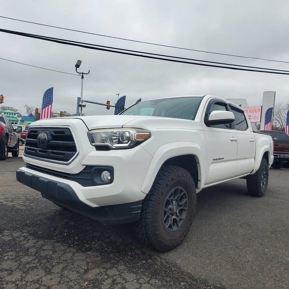 Used 2018 Toyota Tacoma SR5 image 1