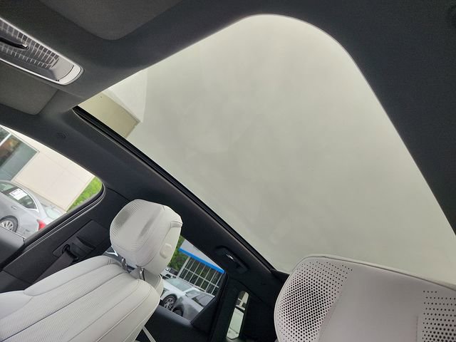 Certified 2023 Cadillac Lyriq 2WD image 14