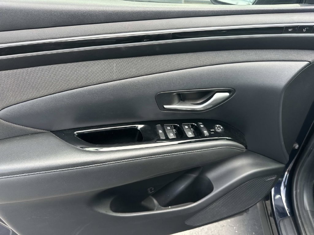 Used 2023 Hyundai Tucson Limited AWD/4WD image 14