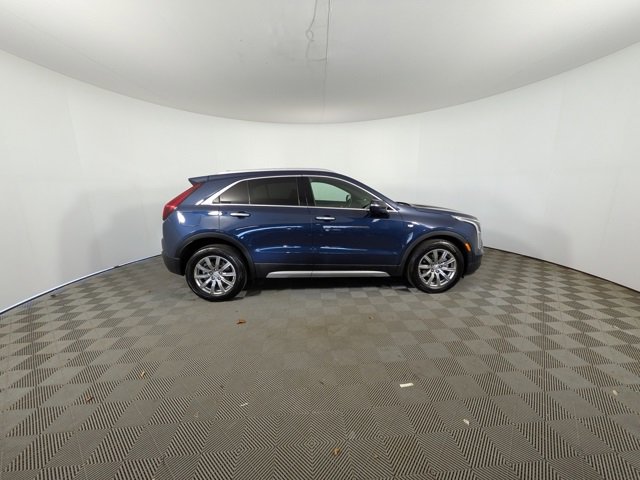 Certified 2022 Cadillac XT4 Premium Luxury w/ Enhanced Visibility Package image 37