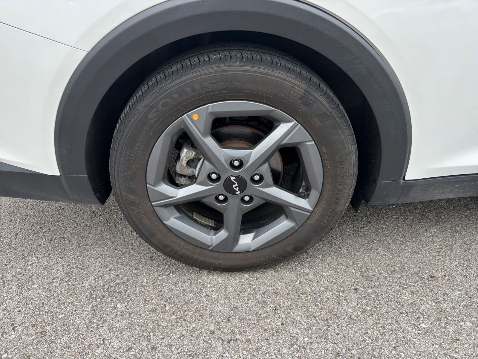 Used 2025 Kia K4 FWD image 30