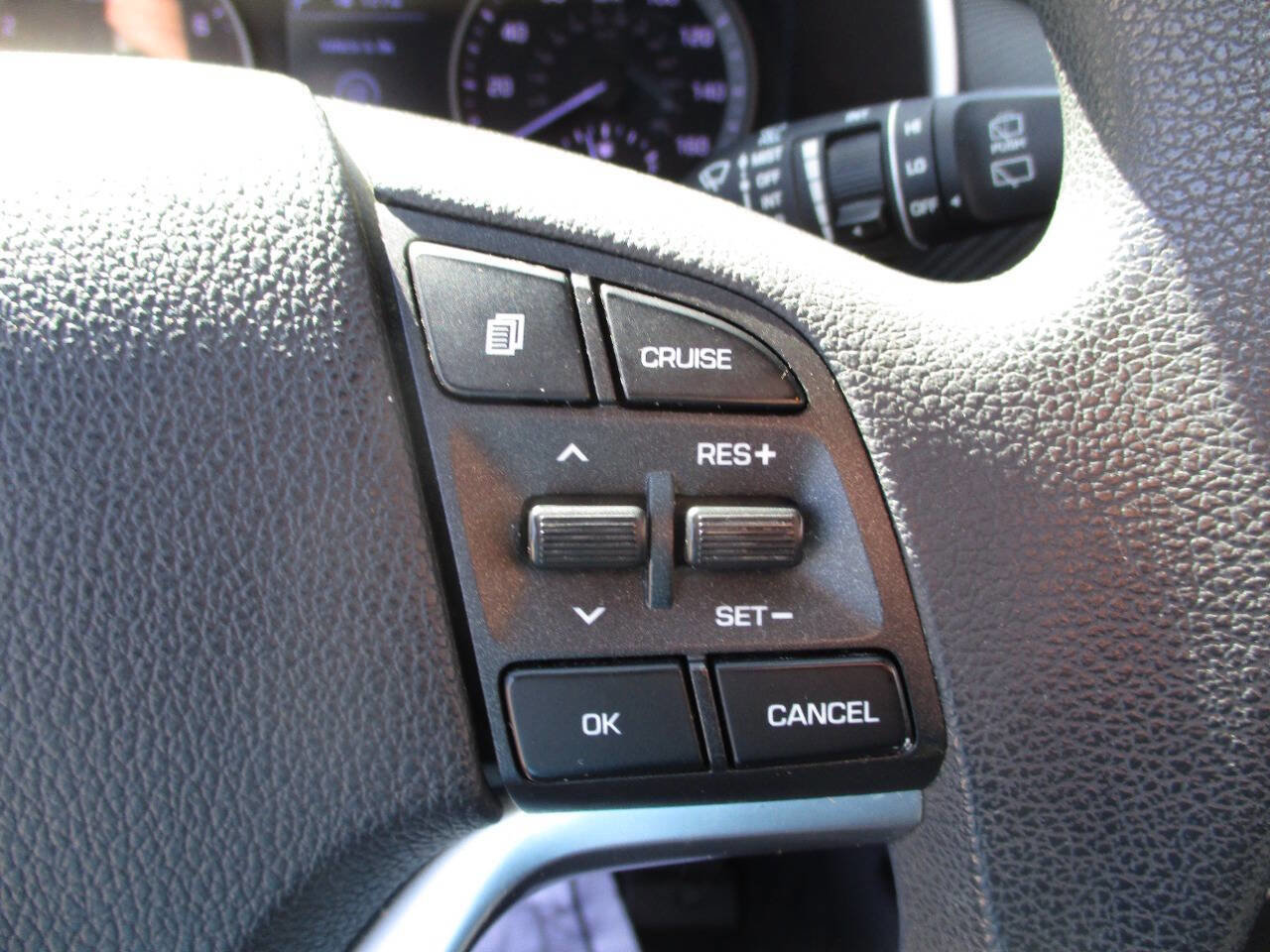 Used 2019 Hyundai Tucson Value AWD/4WD image 15