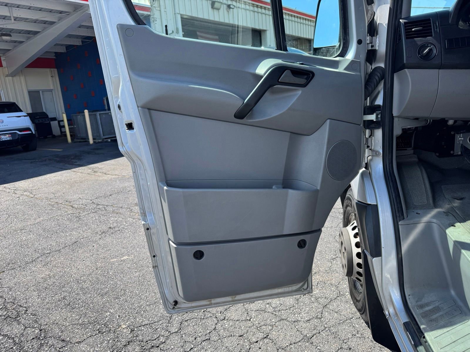Used 2017 Mercedes-Benz Sprinter 3500 image 8