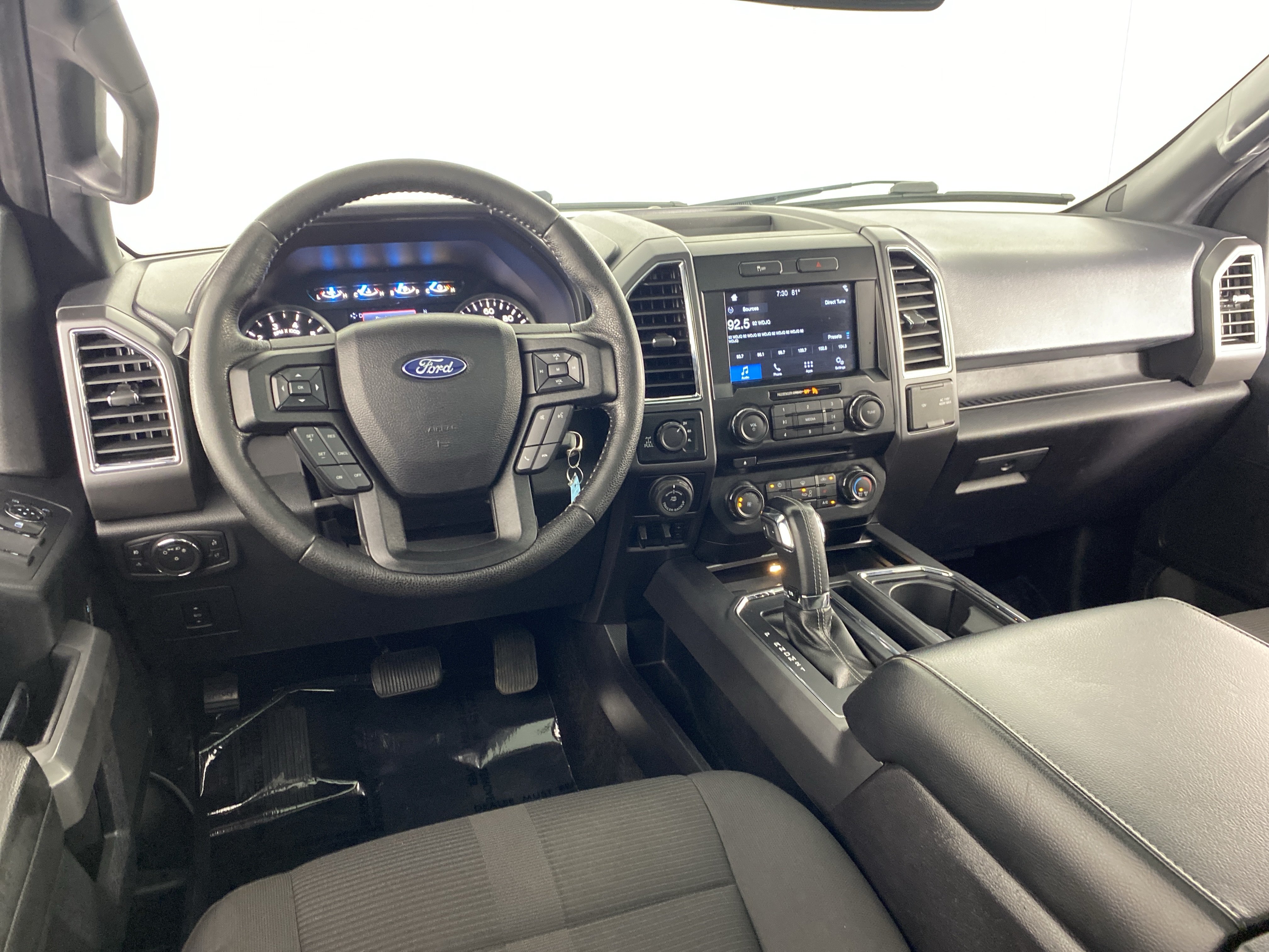 Used 2016 Ford F150 XLT w/ Equipment Group 302A Luxury AWD/4WD image 18