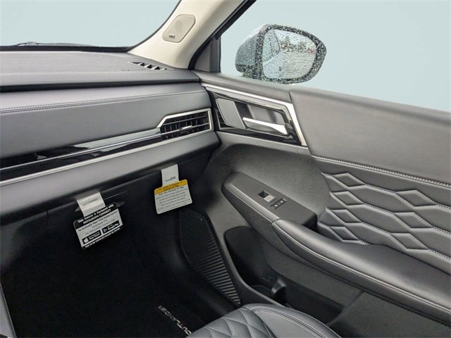 New 2025 Mitsubishi Outlander SEL image 16