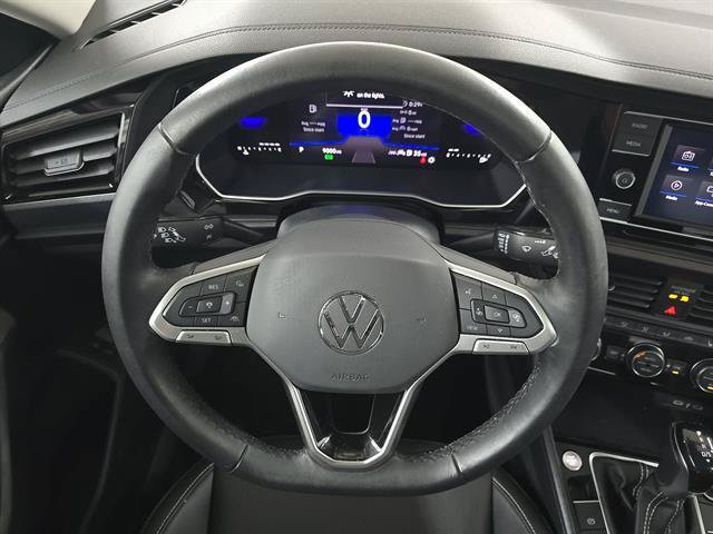 Used 2024 Volkswagen Jetta SE w/ Panoramic Sunroof Package FWD image 37
