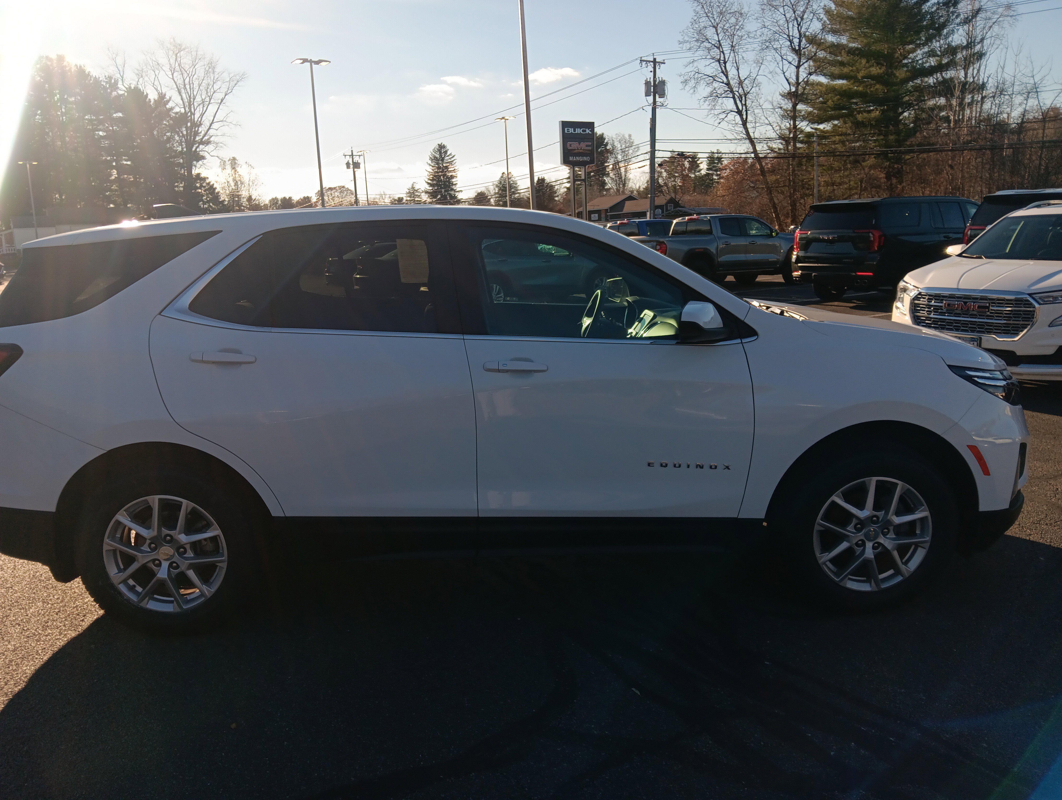 Certified 2023 Chevrolet Equinox LT w/ LPO, Floor Liner Package image 6