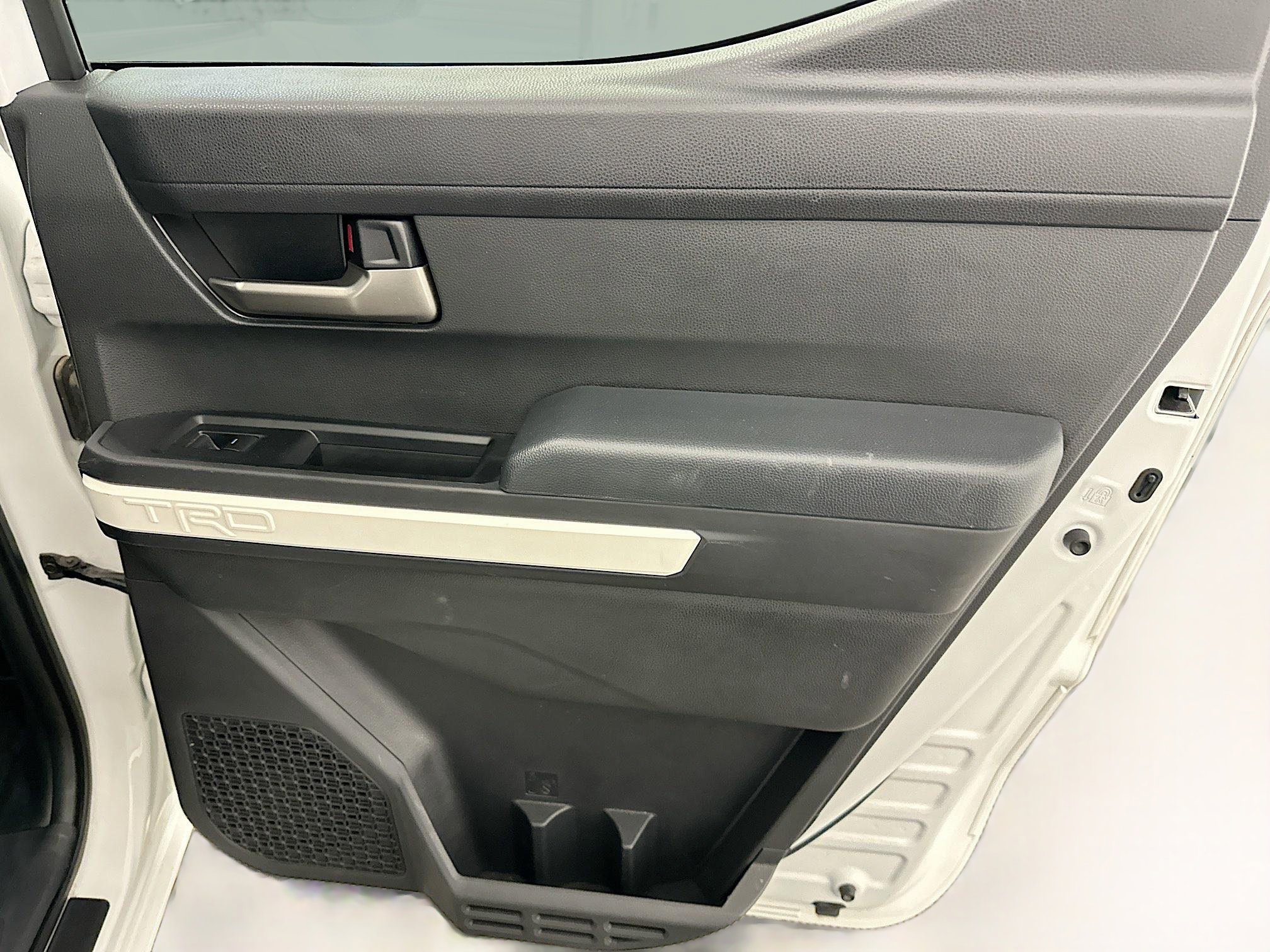 Used 2024 Toyota Tacoma TRD Off-Road image 31