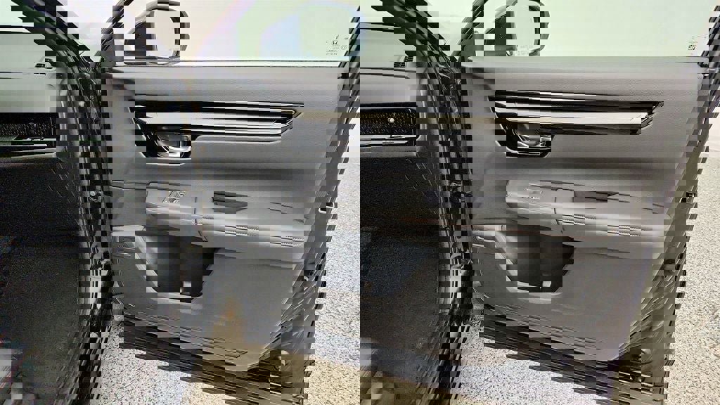 Used 2025 Honda CR-V Sport Touring image 27