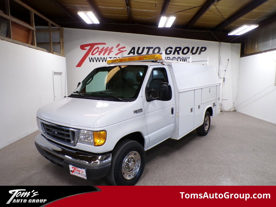 Used 2005 Ford E-350 and Econoline 350 Super Duty
