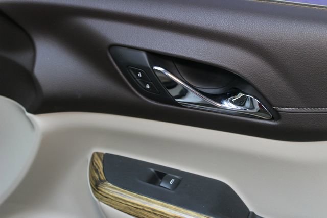 Used 2019 GMC Acadia Denali AWD/4WD image 9