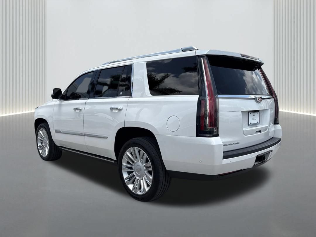 Used 2020 Cadillac Escalade Platinum RWD image 9