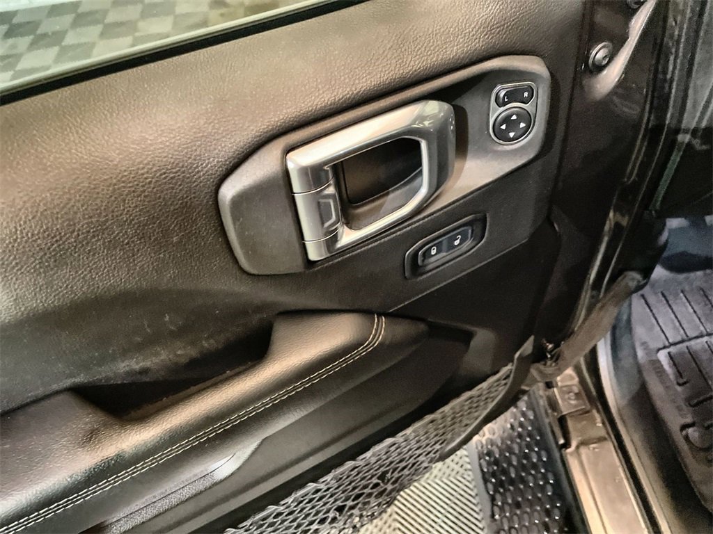 Used 2022 Jeep Wrangler Unlimited Sahara w/ Cold Weather Group image 22