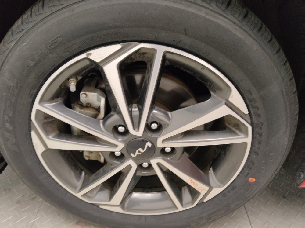 Used 2022 Kia Forte LXS image 31