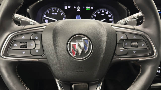 Used 2023 Buick Envision Essence w/ Sport Touring Package AWD/4WD image 15