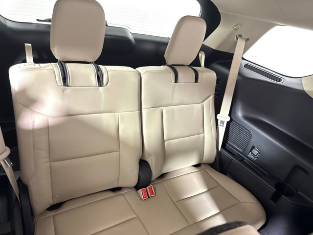 Used 2020 Ford Explorer XLT w/ Equipment Group 202A image 17