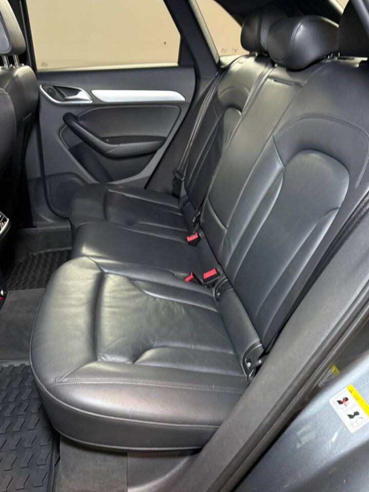 Used 2016 Audi Q3 2.0T Premium Plus w/ Technology Package AWD/4WD image 21