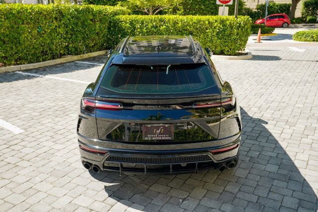 Used 2022 Lamborghini Urus image 23