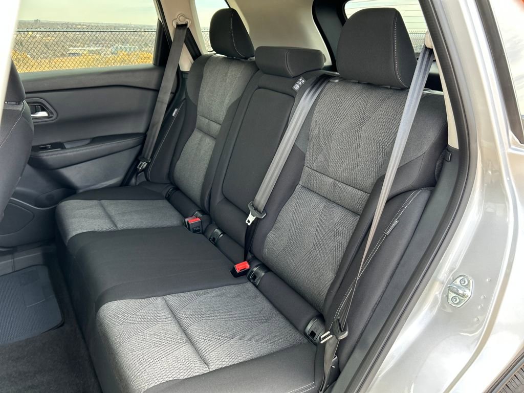 Used 2025 Nissan Rogue SV image 20